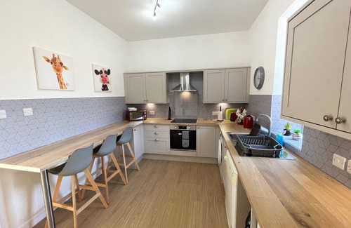 Maybole Cottage | Farrer Cottage - Newly Refurbished 3 Bedroom Cottage on Blairquhan Estate