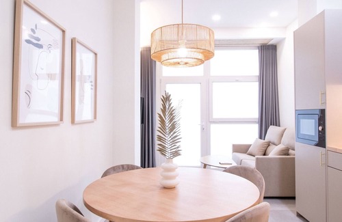 Patraix Apartment | Favara 3 by Concept Flats