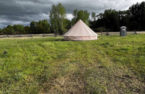 Tetonia RV Rental | Fawn Haven TentnGlamping