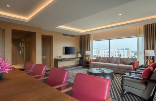 Manapakkam Hotel | Feathers- A Radha Hotel, Chennai