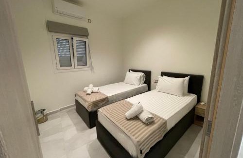 Aigaleo Apartment | Feel Breeze Athens