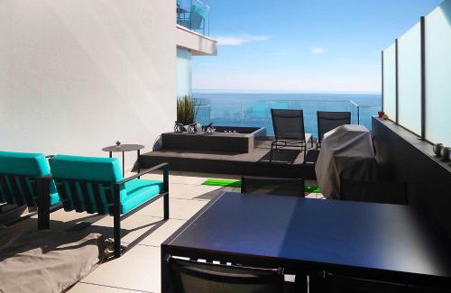 Sesimbra Apartment | Feel So Good Apartment with Sea View & Jacuzzi
