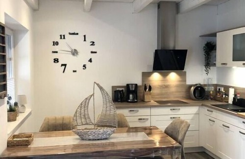 Timmel House | Fehnhuus Comfortable holiday residence