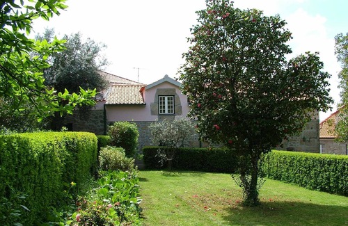 Gouveia Apartment | FEITOR'S HOUSE - 6 PAX