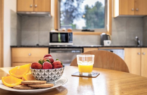 Coles Bay Apartment | Feldspar (FS3) - Freycinet Holiday Houses