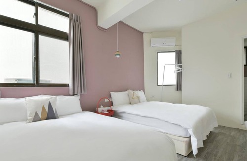 Xitun District House | Feng Jia Tonight Hostel