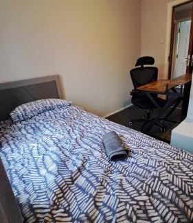 Longbridge House | Fenia Estate