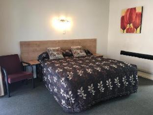 Fenton Street Hotel | Fenton Court Motel