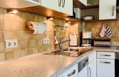 Schoenmuenzach House | Ferienhaus Oesterle - Idyllic Black Forest house by a stream with terrace & balcony