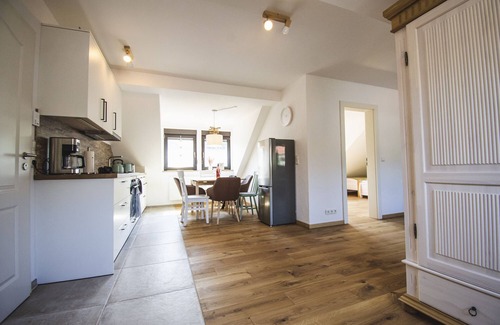 Bischofsheim an der Rhon Condo | Ferienwohnungen Über den Dächern mit Familienbett