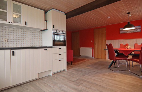 Alt Bukow Apartment | Ferien unterm Reetdach bis zu 6 Personen