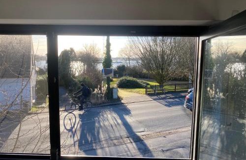 Gotterswickerhamm Villa | Ferien-Villa direkt am Rhein Sauna/Whirlpool