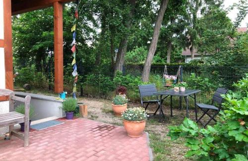 Prieros Apartment | Ferienapartment am See mit Yogaraum und Kajak SUP Verleih