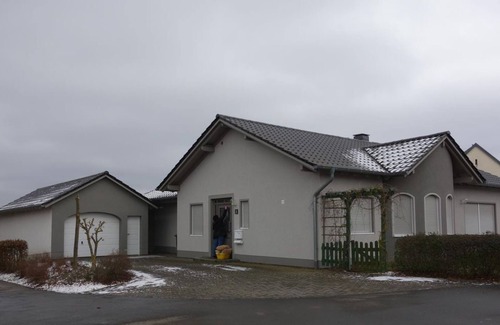 Uxheim House | Ferienhaus Ahbachtal - 6-bed holiday home Ahbachtal