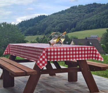 Hohenfels-Essingen Villa | Ferienhaus am Berg