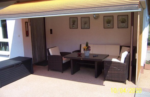 Hornbach House | Ferienhaus Anita am Radweg