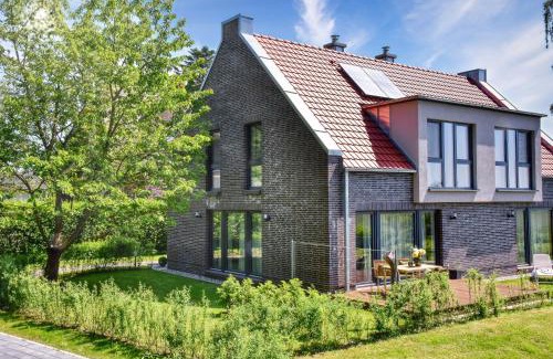 Putbus Apartment | Ferienhaus Backsteinquartier West Putbus