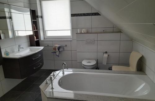 Rhein-Erft-Kreis District House | Ferienhaus Deußen