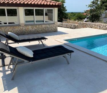 Vilanija House | Ferienhaus Marija mit Pool