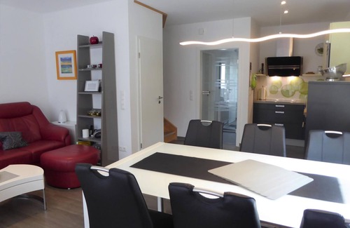 Holte-Spangen House | Ferienhaus Sirius, Wlan, Terrasse, Garten, Nichtraucher, Strandkorb am Strand