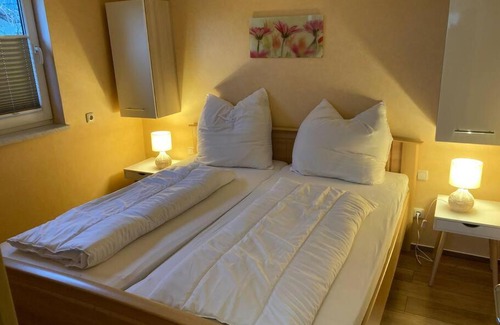 Hessenburg Apartment | Ferienhaus -Villa Hühnerstall-