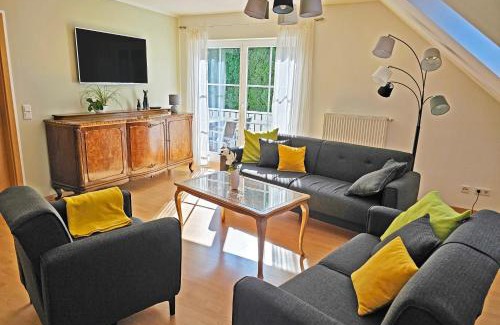 Kurort Gohrisch Apartment | Ferienhaus Villa Maria - Ferienwohnung Chippendale