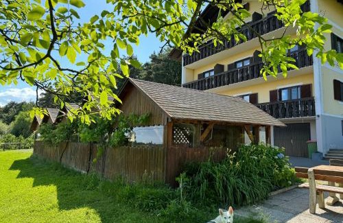 Deutsch Goritz House | Ferienhof Baba Yaga