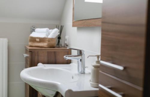 Hollenthon Apartment | Feriennest Zehetbauer