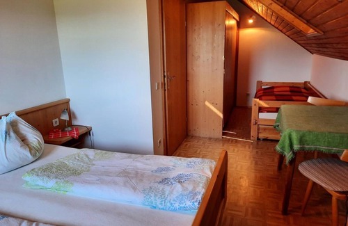 Feldkirchen in Kaernten Other | Ferienwohnung Bergsicht, 2 Schlafräume - Pension Hecher