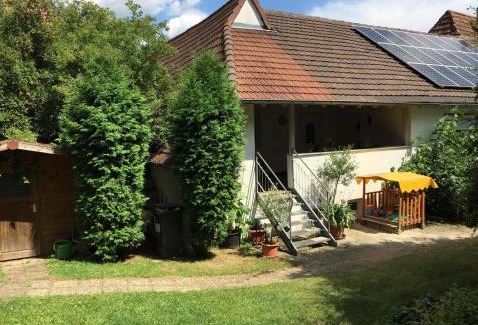 Gleiszellen-Gleishorbach Apartment | Ferienwohnung Gaby - im Weingut Doll