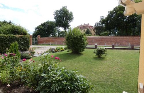 Stavenhagen Apartment | Ferienwohnung am Schloss