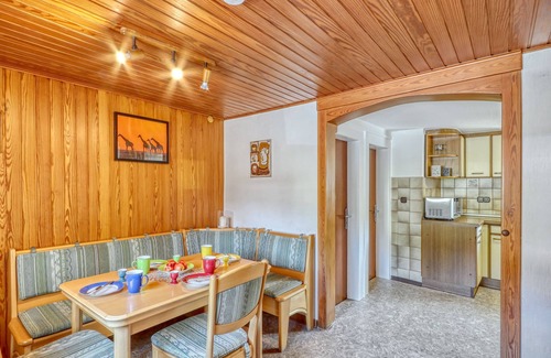 Bad Berleburg Apartment | Ferienwohnung Über 2 Etagen mit Badewanne und Wlan