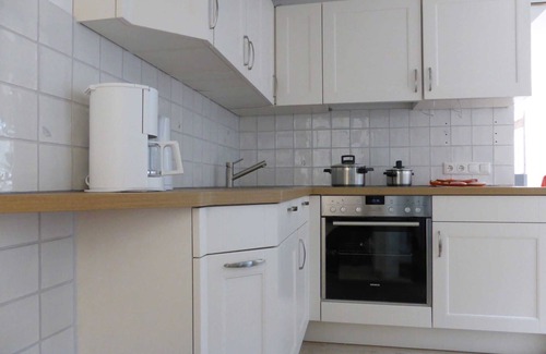 Bodstedt Apartment | Ferienwohnung 2 - Ferienhaus am Waldessaum