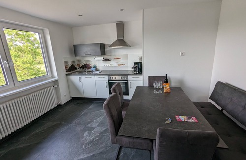 Ringsheim Apartment | Ferienwohnung 2.og - 70 qm - mit Garten - Dirket am Bahnhof