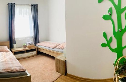 Hafendorf Apartment | Ferienwohnung - 3 Zimmer, Petrovic