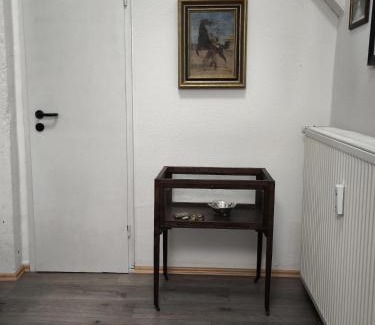 Meckenheim Apartment | Ferienwohnung Altendorf