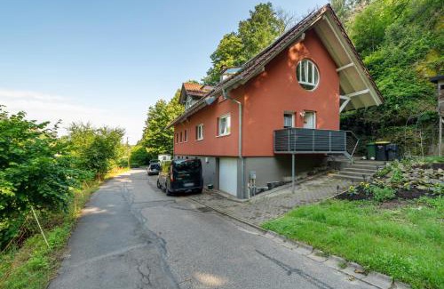 Buehlertal Apartment | Ferienwohnung am Hirschfelsen