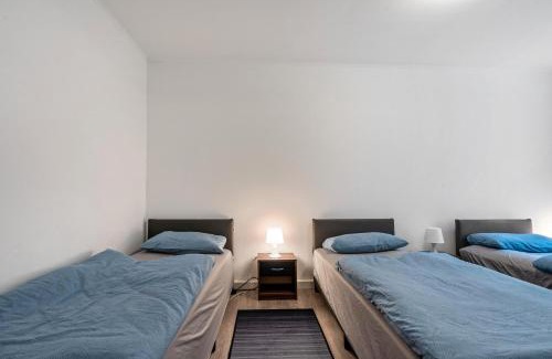 Gera Apartment | Ferienwohnung Am Theaterplatz