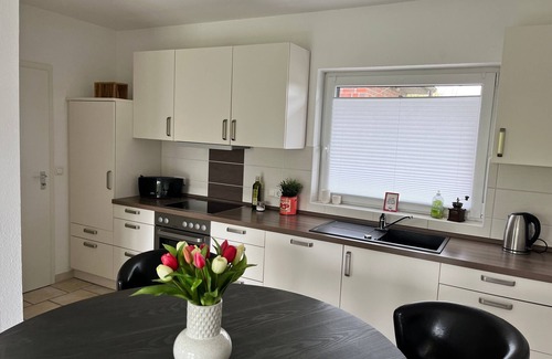 Nordenham Apartment | Ferienwohnung/app. für 6 Gäste mit 75m² in Nordenham