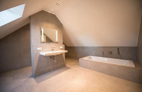 Meisenheim Apartment | Ferienwohnung Atelier Maschinenhaus