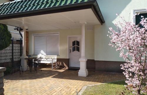 Waldesruh Apartment | Ferienwohnung Baer