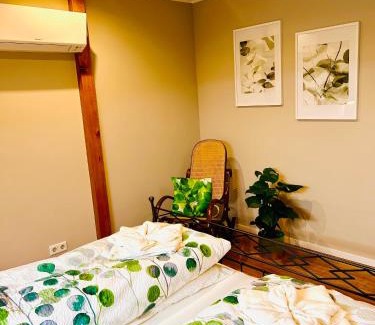 Naumburg Apartment | Ferienwohnung "Bei Freunden"