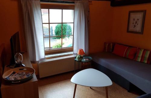 Offheim Apartment | Ferienwohnung Zum-alten-Kirschbaum