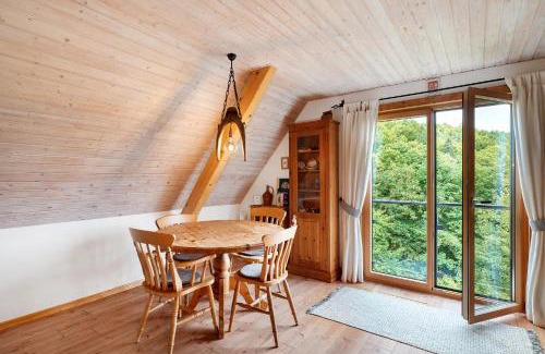 Wolfach - Saint Roman Apartment | Ferienwohnung Im Holzhau