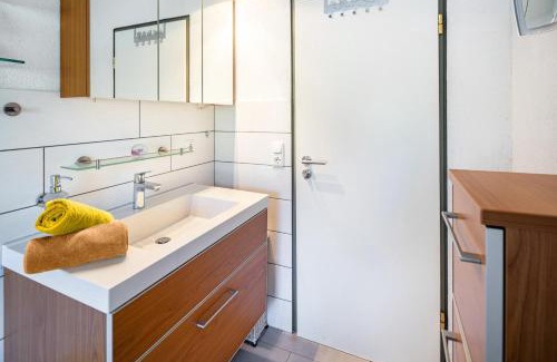 Homberg Apartment | Ferienwohnung Efzeglück