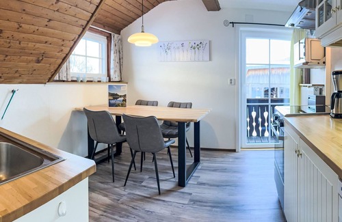 Gnesau Apartment | Ferienwohnung Gurkhof 2 - Gurk by Interhome