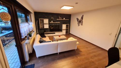 Calden Apartment | Ferienwohnung Helfensteinblick