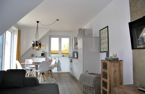 Loddin Apartment | Ferienwohnung Hubertus mit 2 Schlafzimmern und Balkon - Hubertus