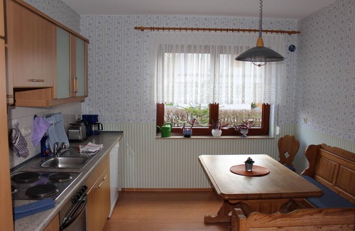 Buhlau/Weier Hirsch Apartment | Ferienwohnung Illgen