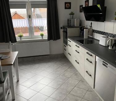 Bad Zwesten Apartment | Ferienwohnung "Im alten Pfarrhaus"